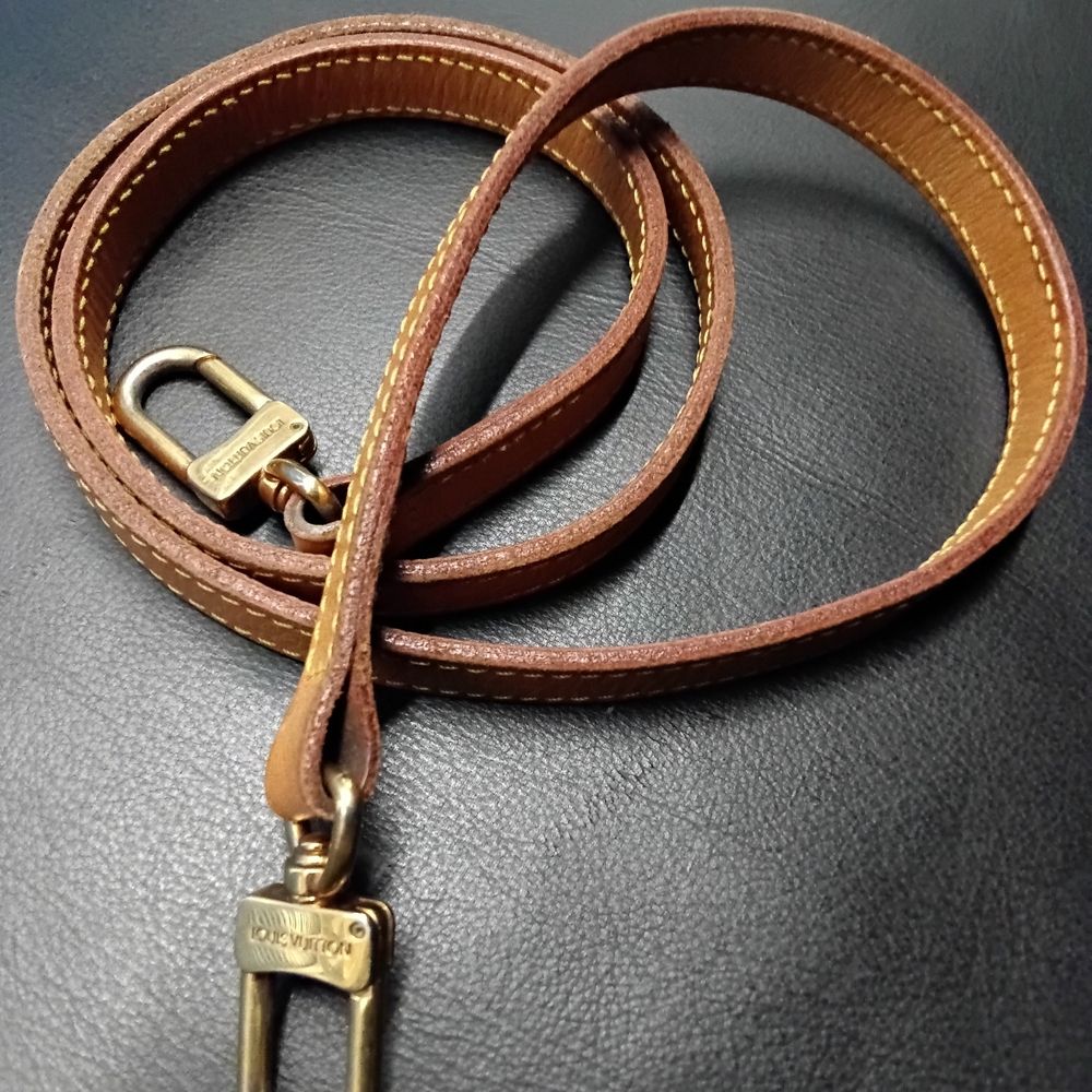 Long Louis Vuitton Authentic Leather Shoulder Strap Crossbody - Picture 6 of 7